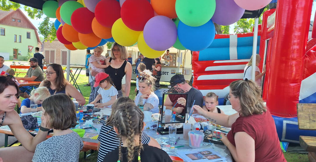 2026 Aufstellen der Pfingstmaie in Fredersdorf PM